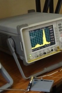 Проведение комплексных исследований на стенде помехоподавляющий обстановки с записью спектрограмм помех в частотных диапазонах радиотермомтерии